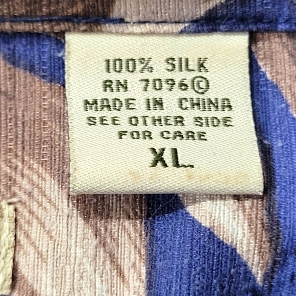 XL 100% Silk Tropical Hawaiian Short Sleeve Button Down Dress Shirt Vacation - Picture 7 of 8